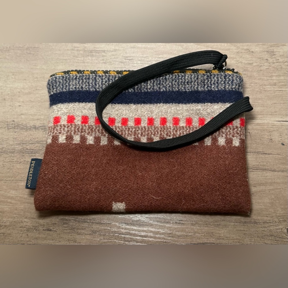 Pendleton Aztec Southwestern Pattern Wool Zip Wom… - image 3